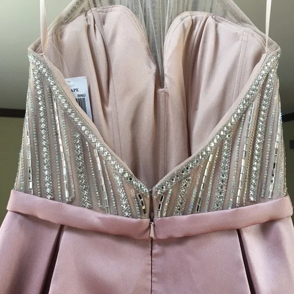 Xscape formal gown NWT - Picture 5 of 8